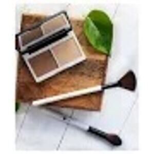 Lily Lolo Sculpt & Glow Contour Duo pressed bronzer light-reflecting highlighter